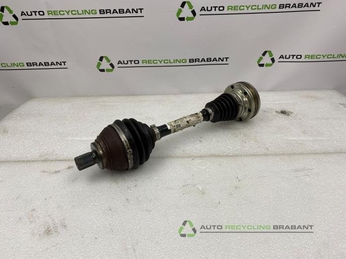 Arbre de transmission avant gauche d'un Volkswagen Touran, -, 3 mois de garantie, Utilisé, -