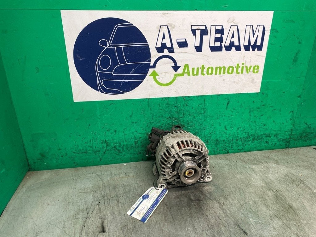 DYNAMO Audi A3 Sportback (8VA / 8VF) (|9649846780|), Info@audi.de, Audi, Audi AG, Gebruikt