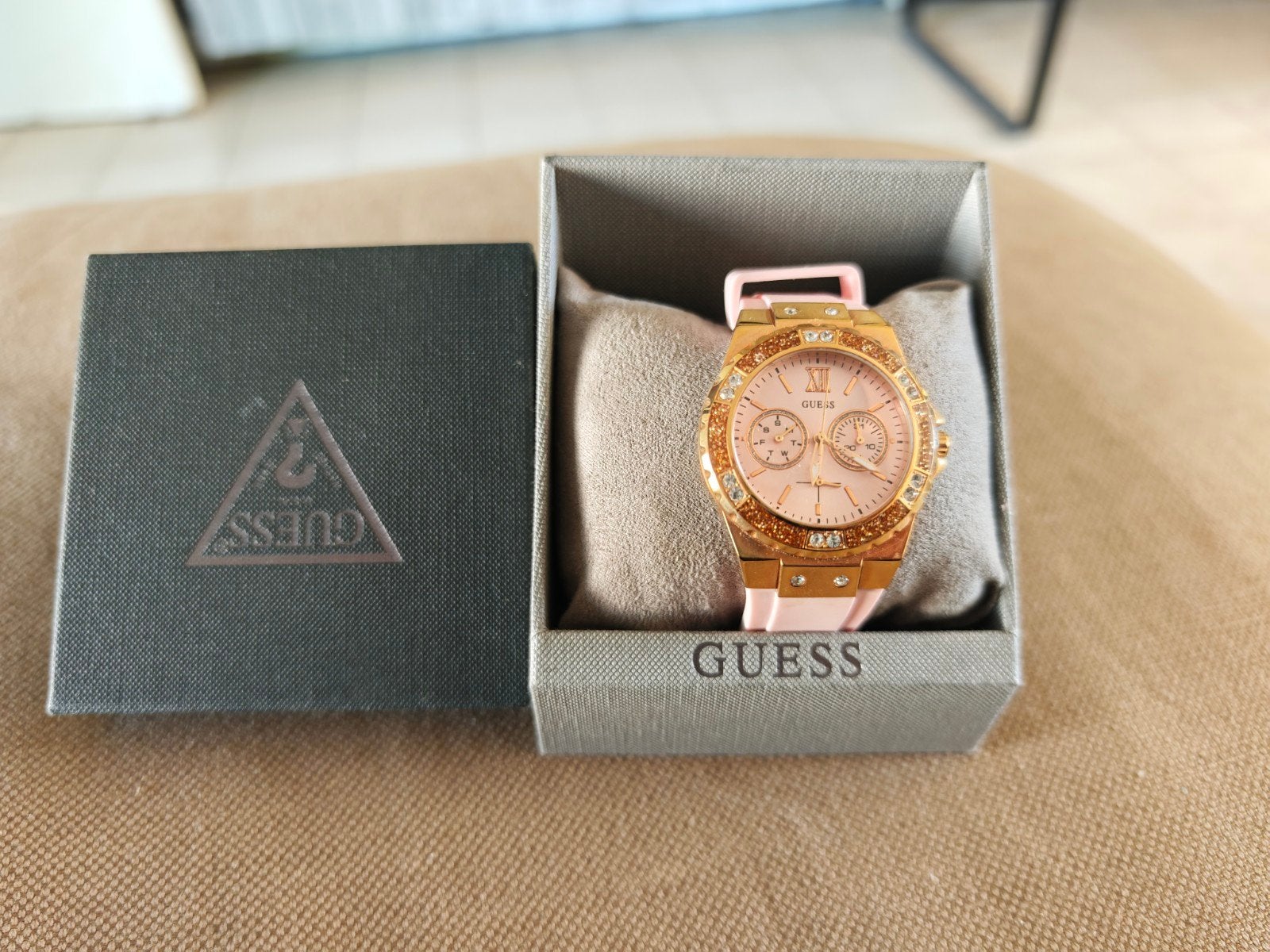 Dames horloge, Ophalen of Verzenden