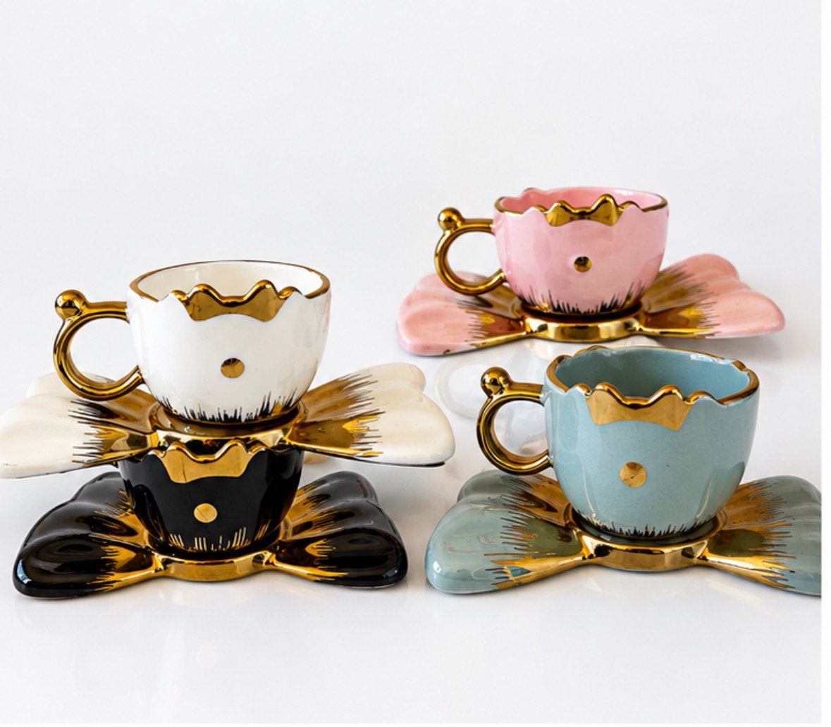 4 koffiekopjes, Verzenden, Zo goed als nieuw, Modern