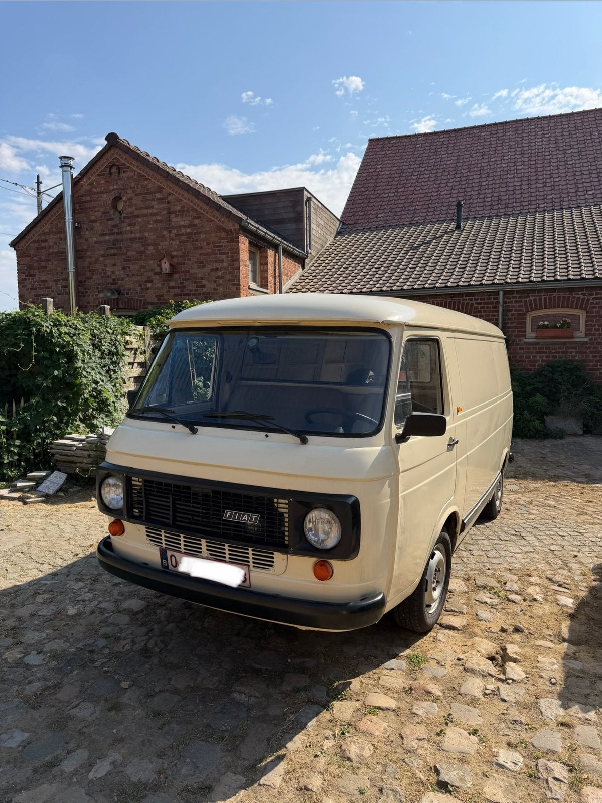 Fiat 238E, Particulier, Fiat