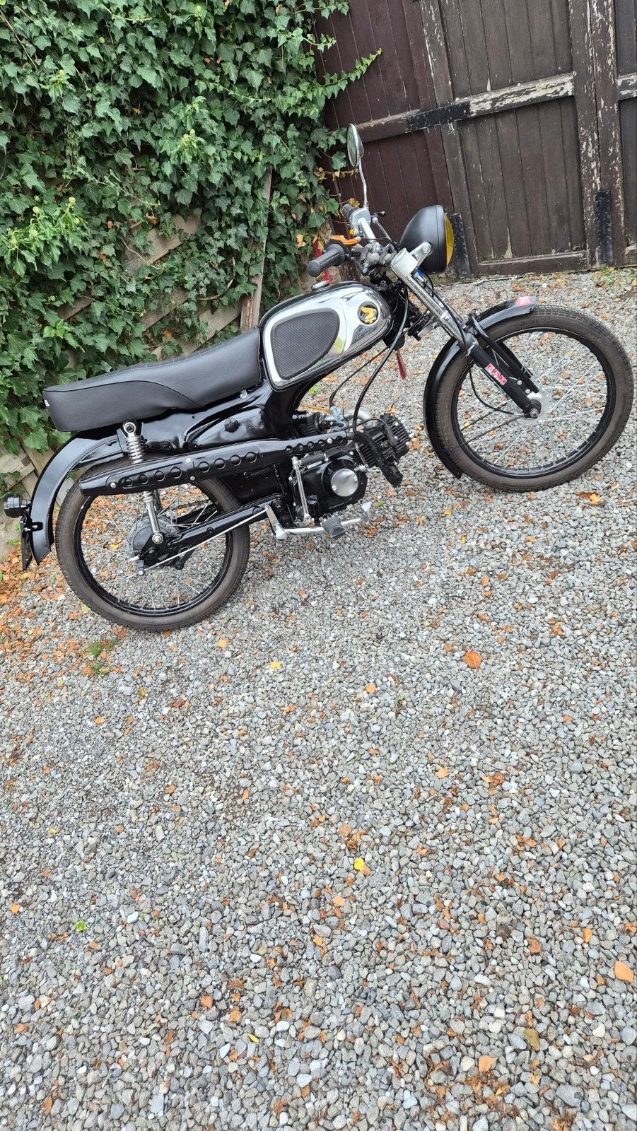 Honda c110 b klasse, Vélos & Vélomoteurs, Cyclomoteurs | Oldtimers & Ancêtres, Autres marques, 4 vitesses, Classe B (45 km/h)