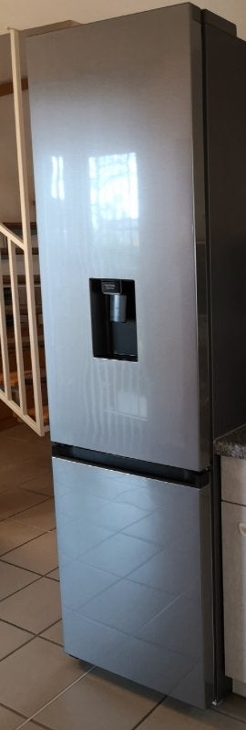 Koel-vriescombinatie met waterdispenser Samsung, Elektronische apparatuur, Ophalen, 150 tot 200 liter, 60 cm of meer, 160 cm of meer