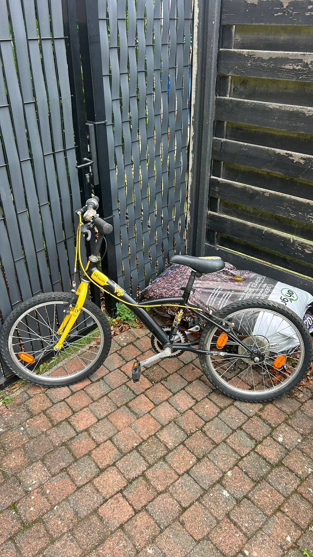 Btwin kinderfiets 20 inch, Fietsen en Brommers, Fietsen | Ligfietsen, Ophalen, Zo goed als nieuw