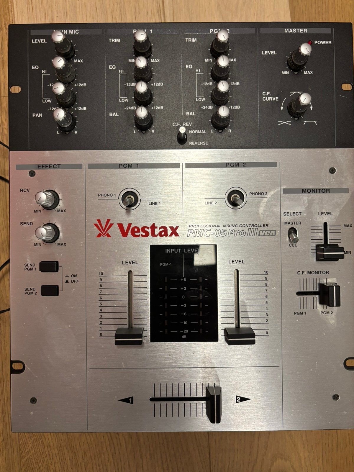 Vestax PMC-05 Pro III VCA DJ Mixer controller, Ophalen, Zo goed als nieuw