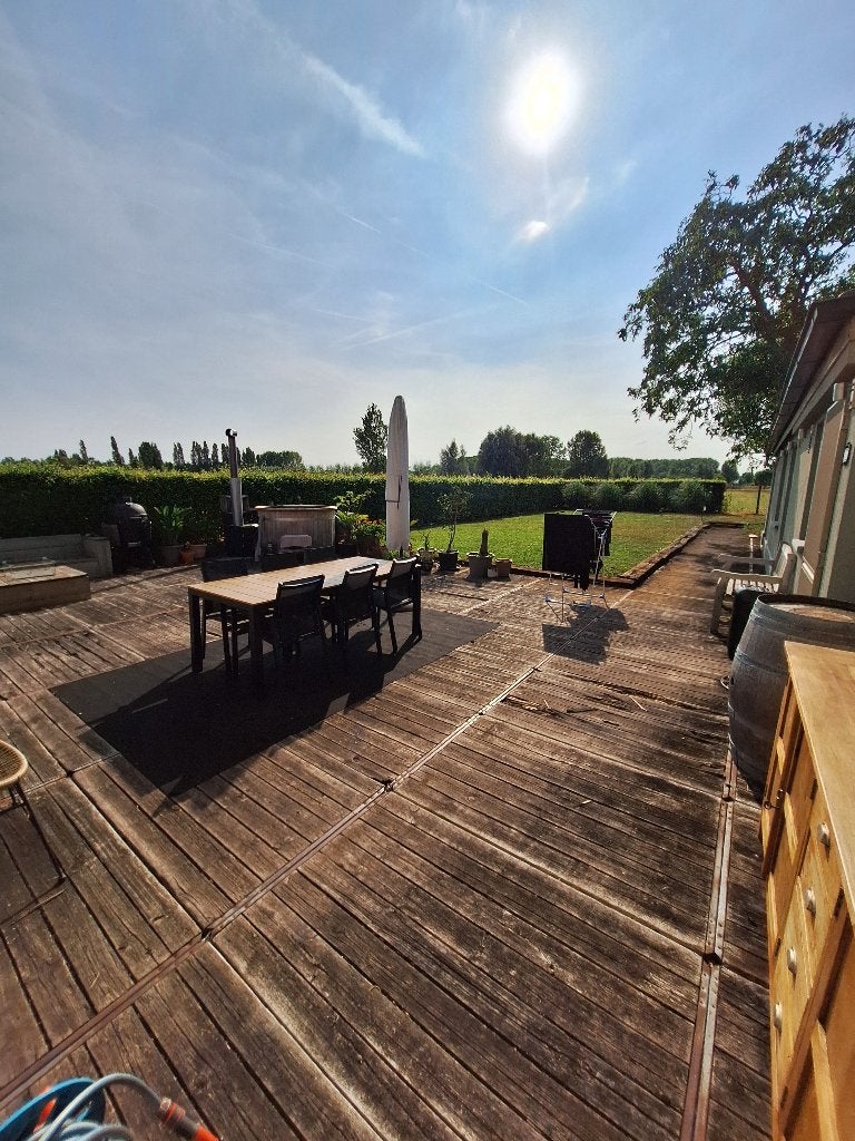 Lariks Steenschotten 1.4m x 0.95m