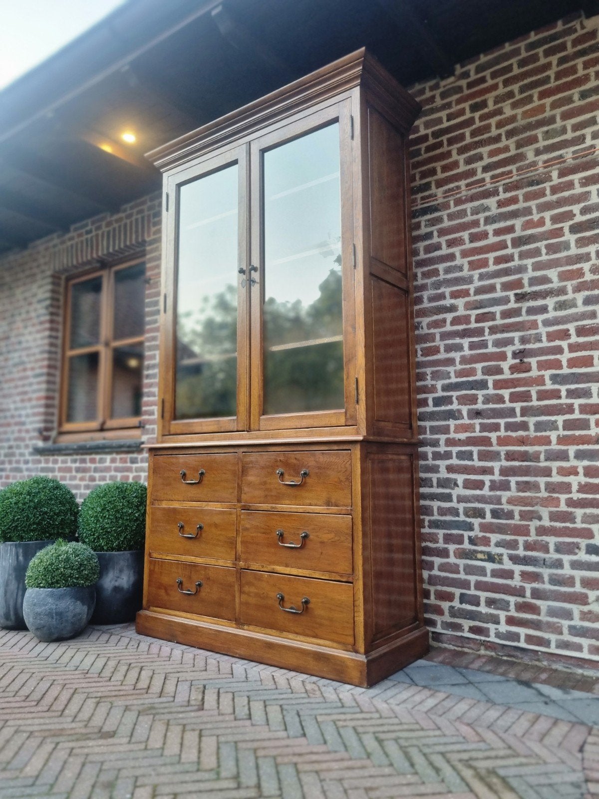 Eiken flamant buffetkast/vitrinekast GRATIS LEVERING, 100 tot 150 cm, Flamant, Ophalen of Verzenden, Zo goed als nieuw