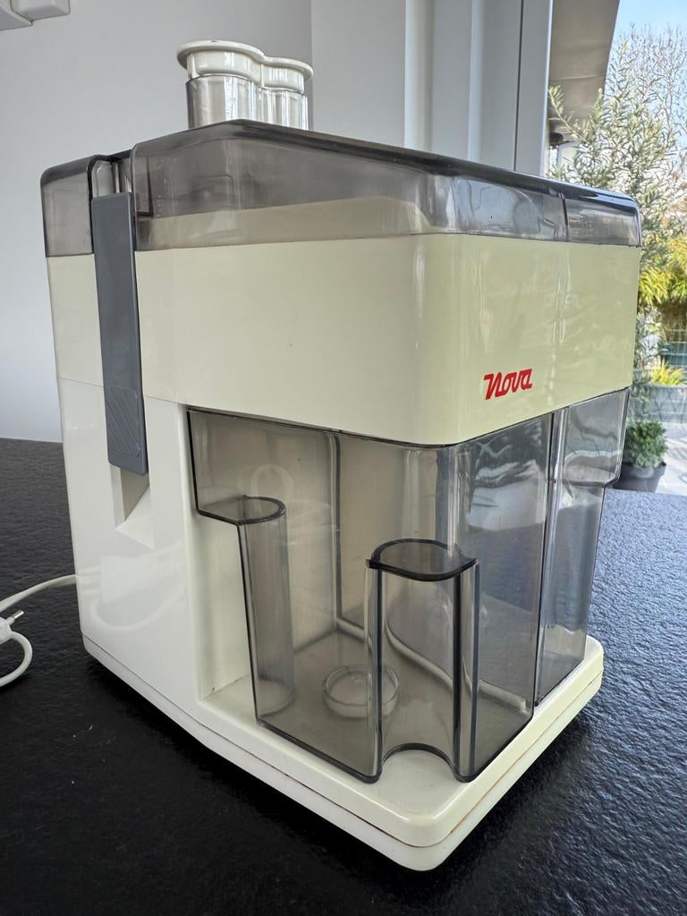 Sap centrifuge Nova, Ophalen