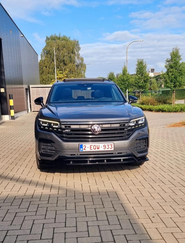 Volkswagen touareg 2019 3LD *maxton-design* good optie, Auto's, Leder, Vierwielaandrijving, Particulier, Zilver of Grijs
