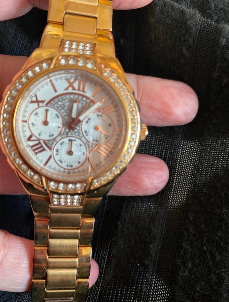 Koperkleurig horloge van Guess, Ophalen, Guess, Polshorloge, Zo goed als nieuw