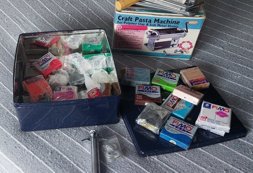 Lot pâte Fimo+Pasta Machine Amaco(pâte polymere à modeler), Enlèvement ou Envoi, Utilisé, Matériel de bricolage
