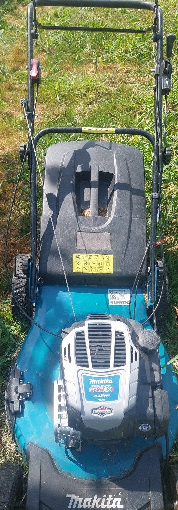 Makita Benzine Grasmaaier Zelftrekker - Briggs & Stratton, Tuin en Terras, Grasmaaiers, Cirkelmaaier, Zo goed als nieuw, 50 cm of meer