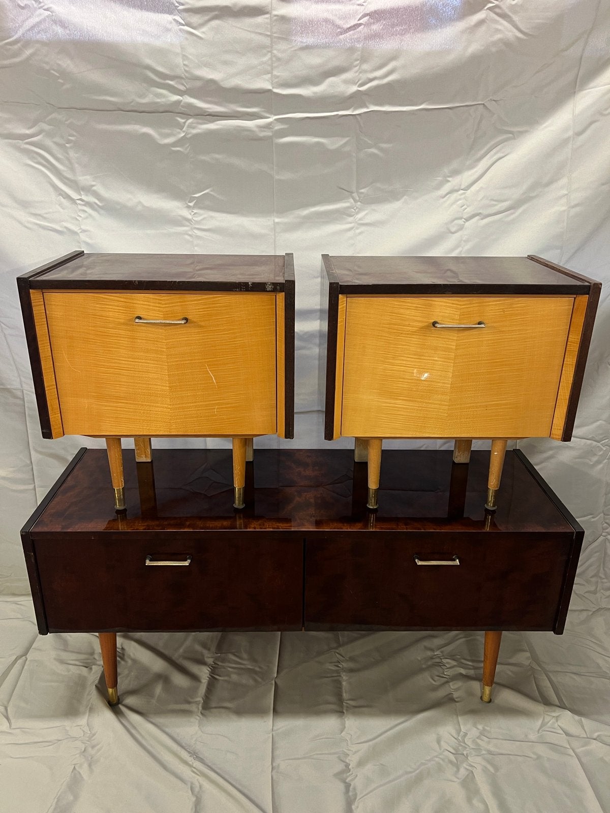 Ensemble vintage Buffet bas & 2 chevets assortis annees 60, Enlèvement, Utilisé, Bois