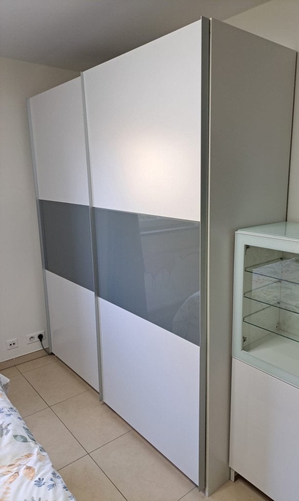 Grote kledingkast met schuifdeuren, Ophalen, Gebruikt, Met deur(en)