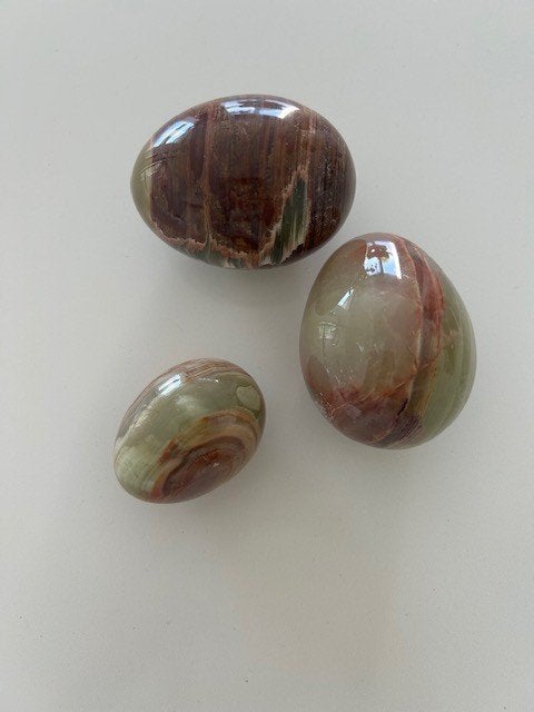 Onyx Eieren 3 stuks, Collections, Minéraux & Fossiles, Enlèvement ou Envoi, Minéral