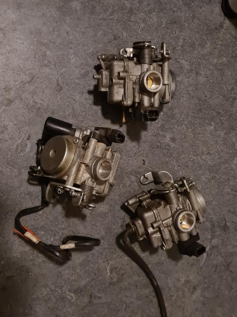 Carburateurs 50cc Peugeot Tweet 4 temps pour scooter, Enlèvement ou Envoi
