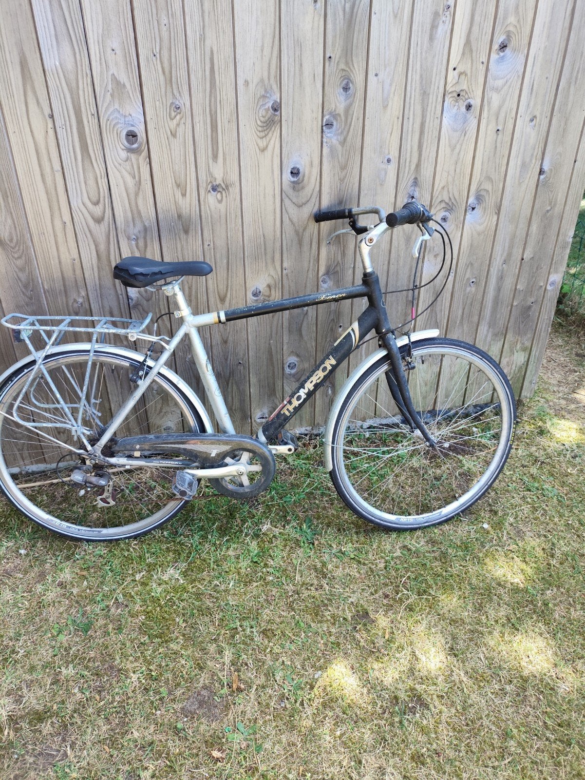 Herenfiets thompson, Enlèvement