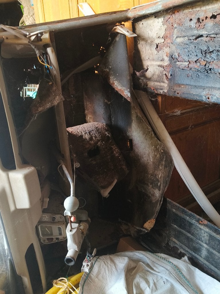 Projet de restauration Citroën 2 CV AZAM 1967, Enlèvement