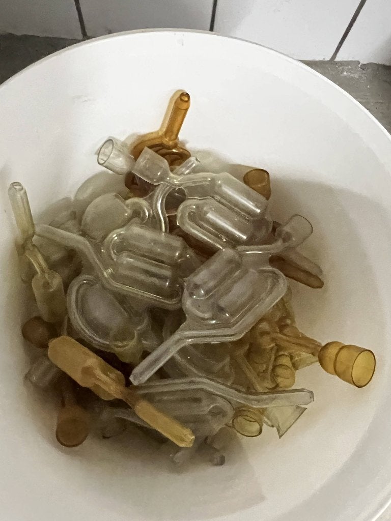 Joint étanche et bouchon en gypse pour la bouteille, Enlèvement, Utilisé