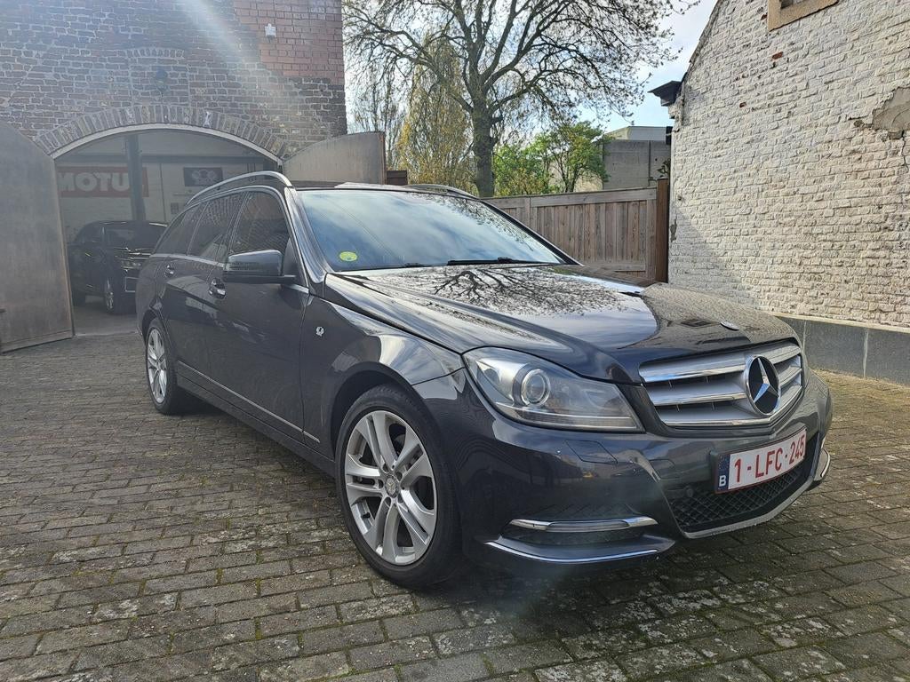 Mercedes Benz C220 CDI 2014, Auto's, Euro 5, Achterwielaandrijving, 1800 kg, 4 cilinders