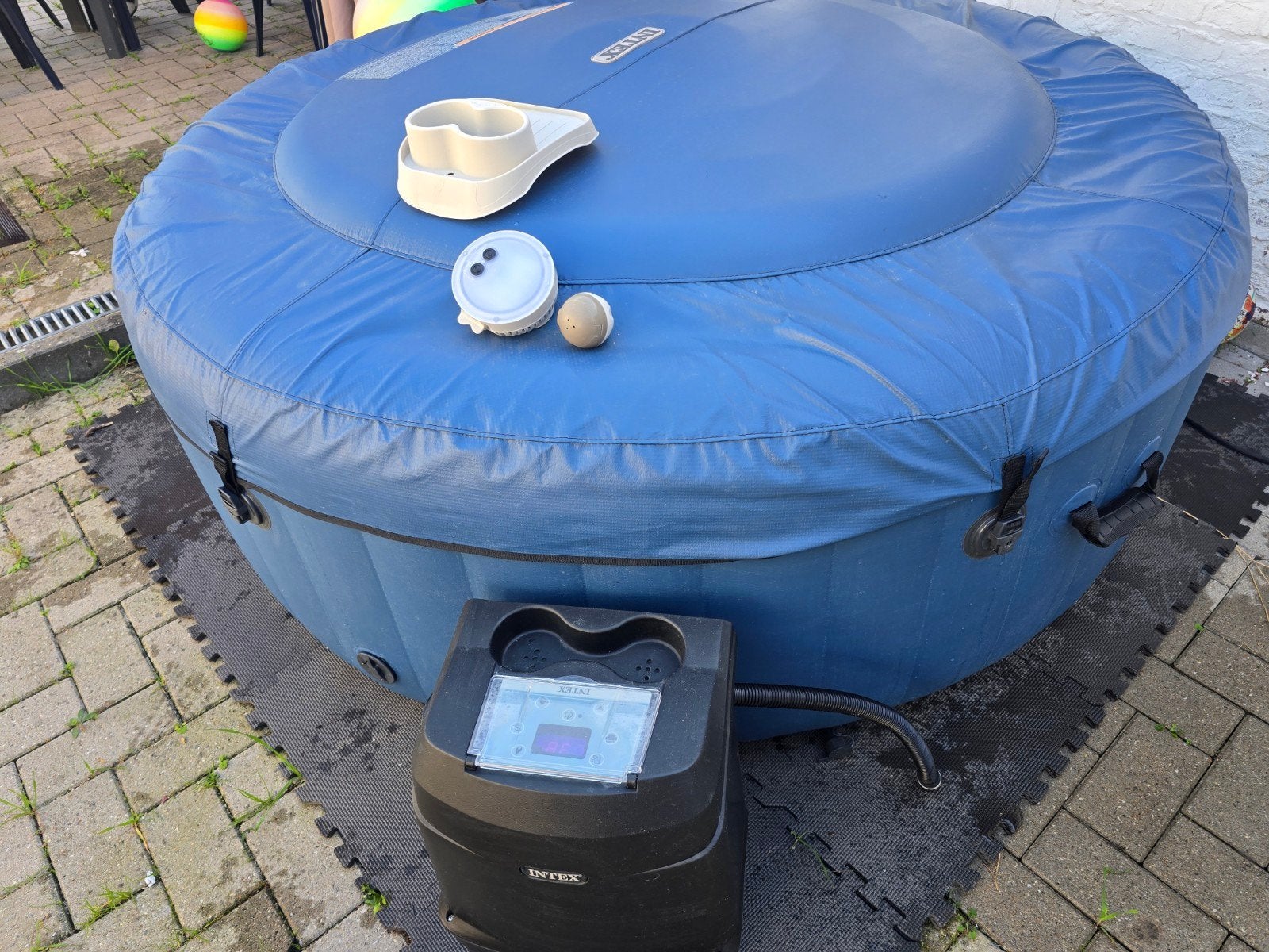 spa intex + accessoires et garantie, Enlèvement, Comme neuf