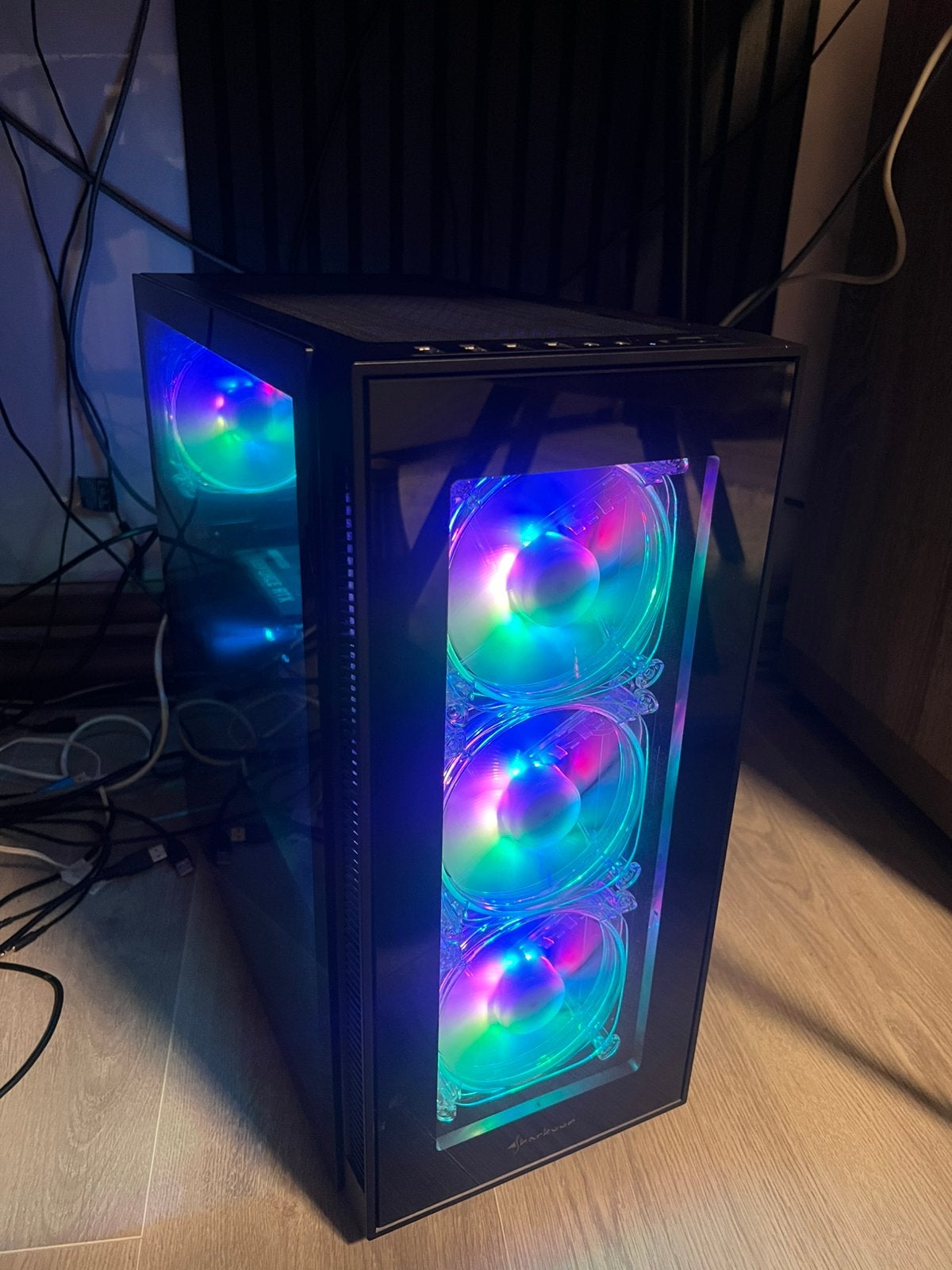 RGB Gaming PC Ryzen 5 5600X RTX 3060 12GB 16GB RAM 4.5TB SSD, Enlèvement, Comme neuf, Gaming, SSD