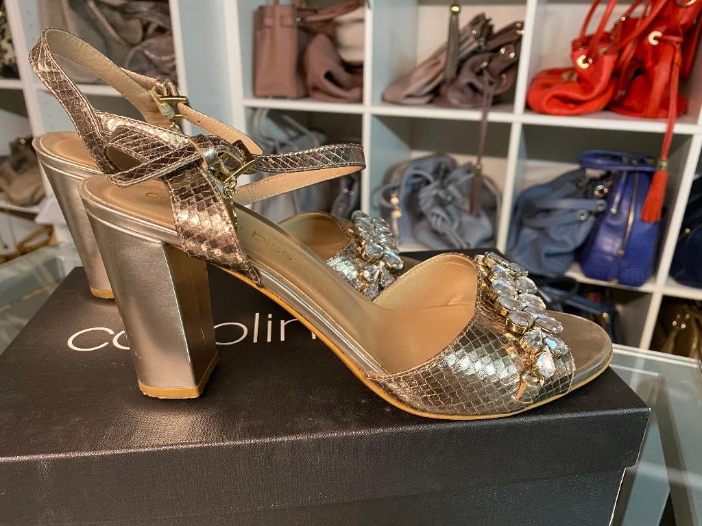 Caroline Biss feestelijke goudkleurige sandalen - 39, Kleding | Dames, Schoenen, Overige kleuren, Zo goed als nieuw, Caroline Biss