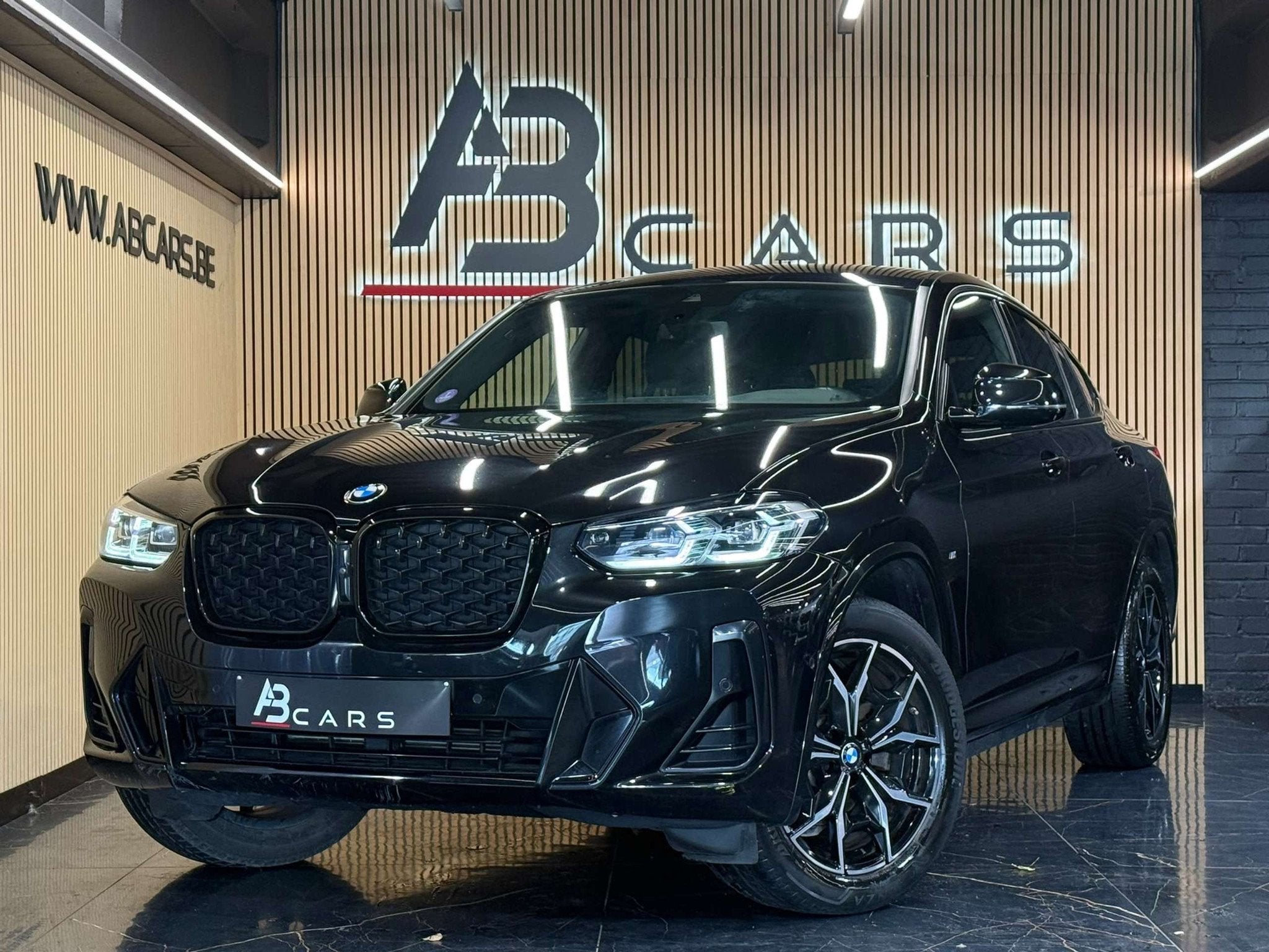 BMW X4 2.0IA XDRIVE20I PACK M * GARANTIE 12 MOIS *, Auto's, BMW, Automaat, 1998 cc, 135 kW, Zwart