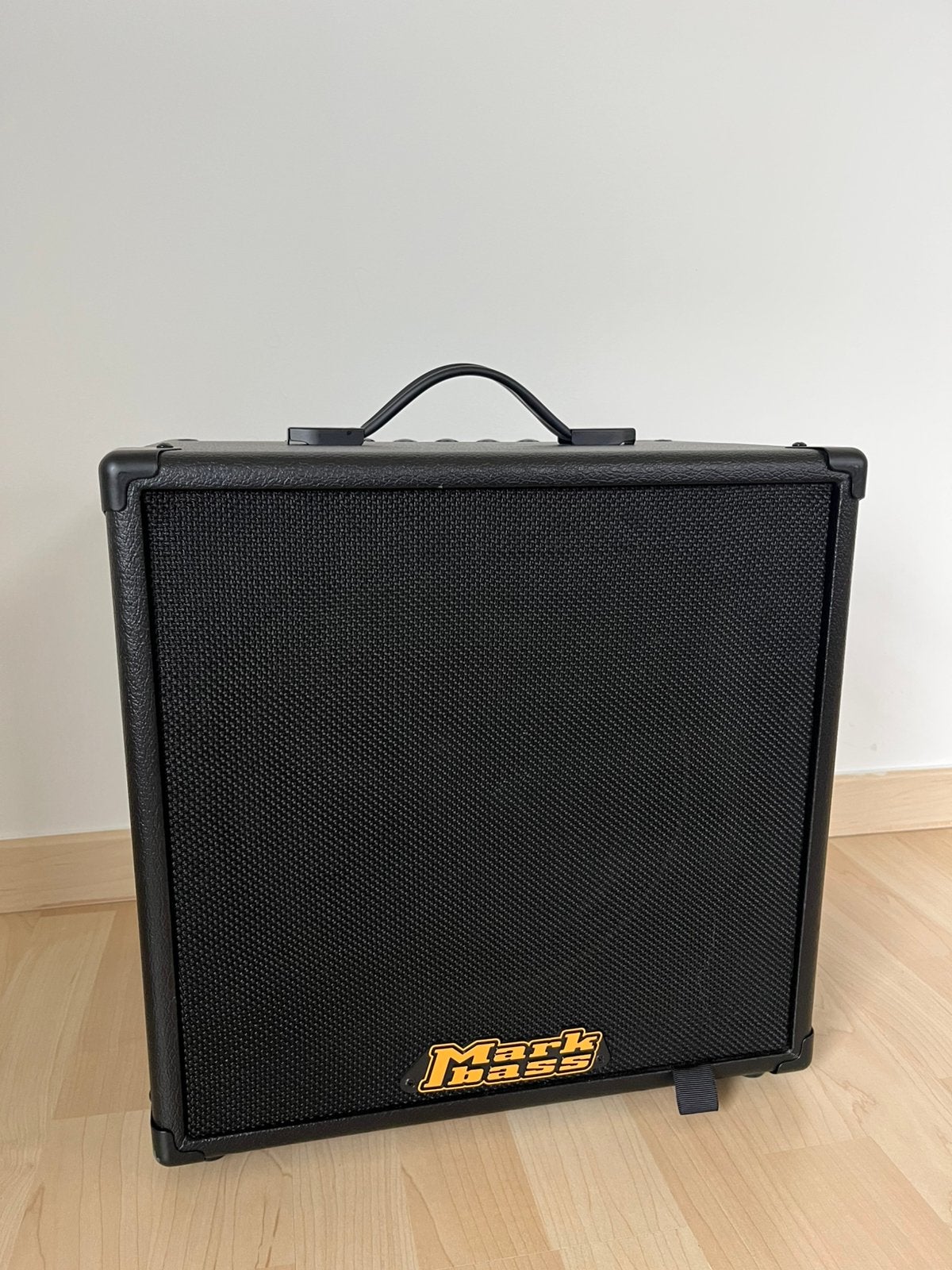 Markbass cmb 40 blackline versterker, Muziek en Instrumenten, Versterkers | Bas en Gitaar, Ophalen, Zo goed als nieuw