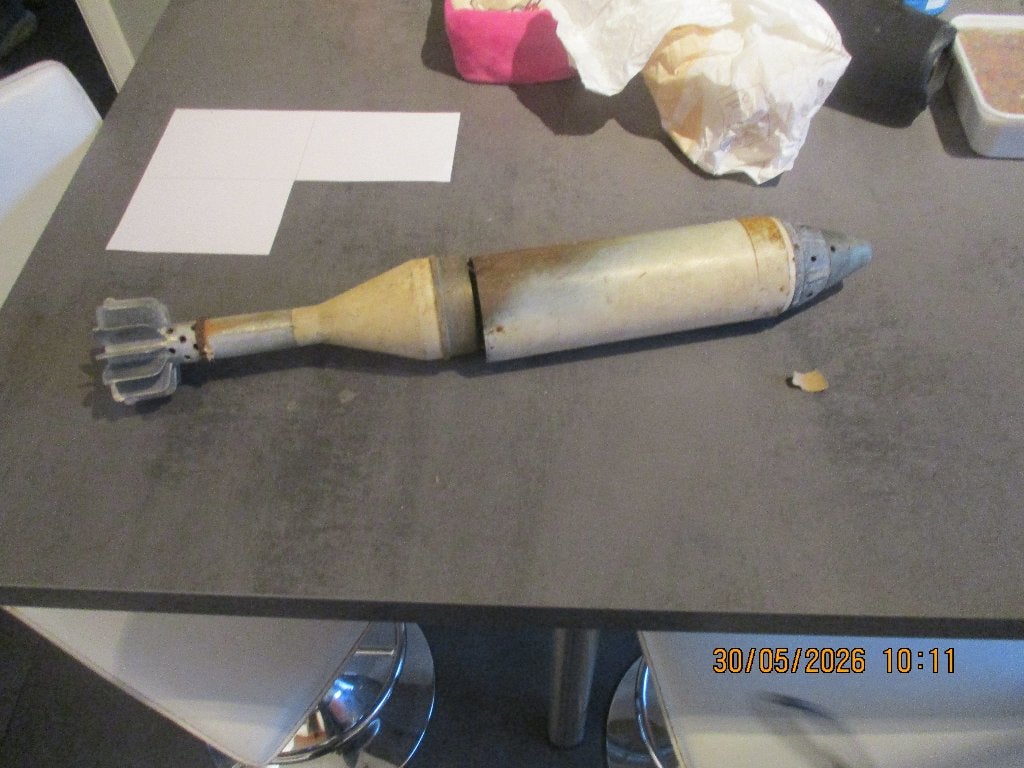 militaire parachute fuser, Ophalen
