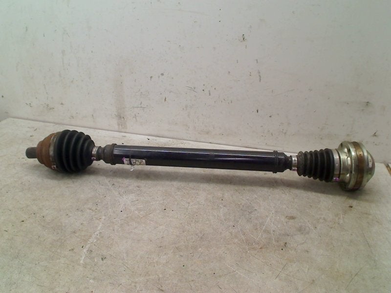 ARBRE DE TRANSMISSION / CARDAN DROIT TRANSMISSION (5Q0407272, Volkswagen, Volkswagen AG, Utilisé, Kundenbetreuung@volkswagen.de