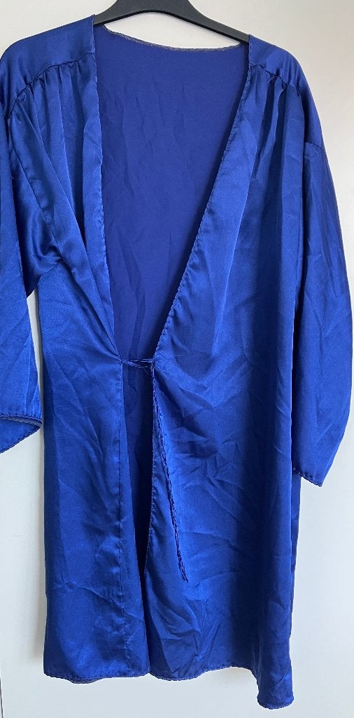 kimono in satijnzachte stof, Ophalen of Verzenden, Zo goed als nieuw, Maat 38/40 (M), Blauw