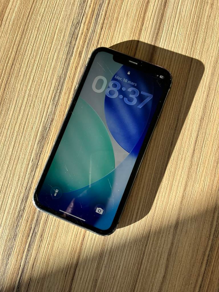 Iphone 11 64 gb - 79% batterij, Telecommunicatie, Gebruikt, 64 GB, Zonder simlock, Grijs