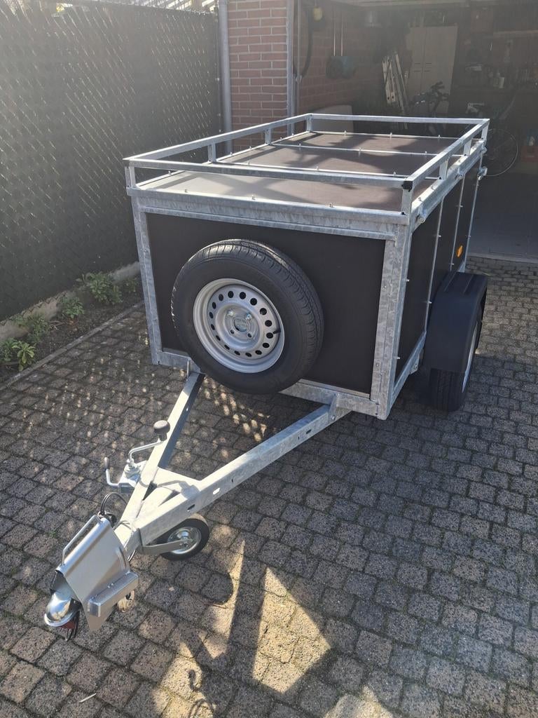 Dichte aanhanger / Bagagewagen VDM, Ophalen