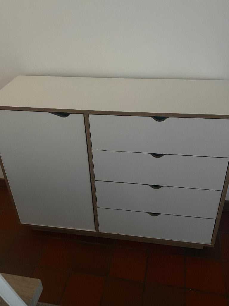 Kast / dressoir, Ophalen, Gebruikt, Met lade(s)