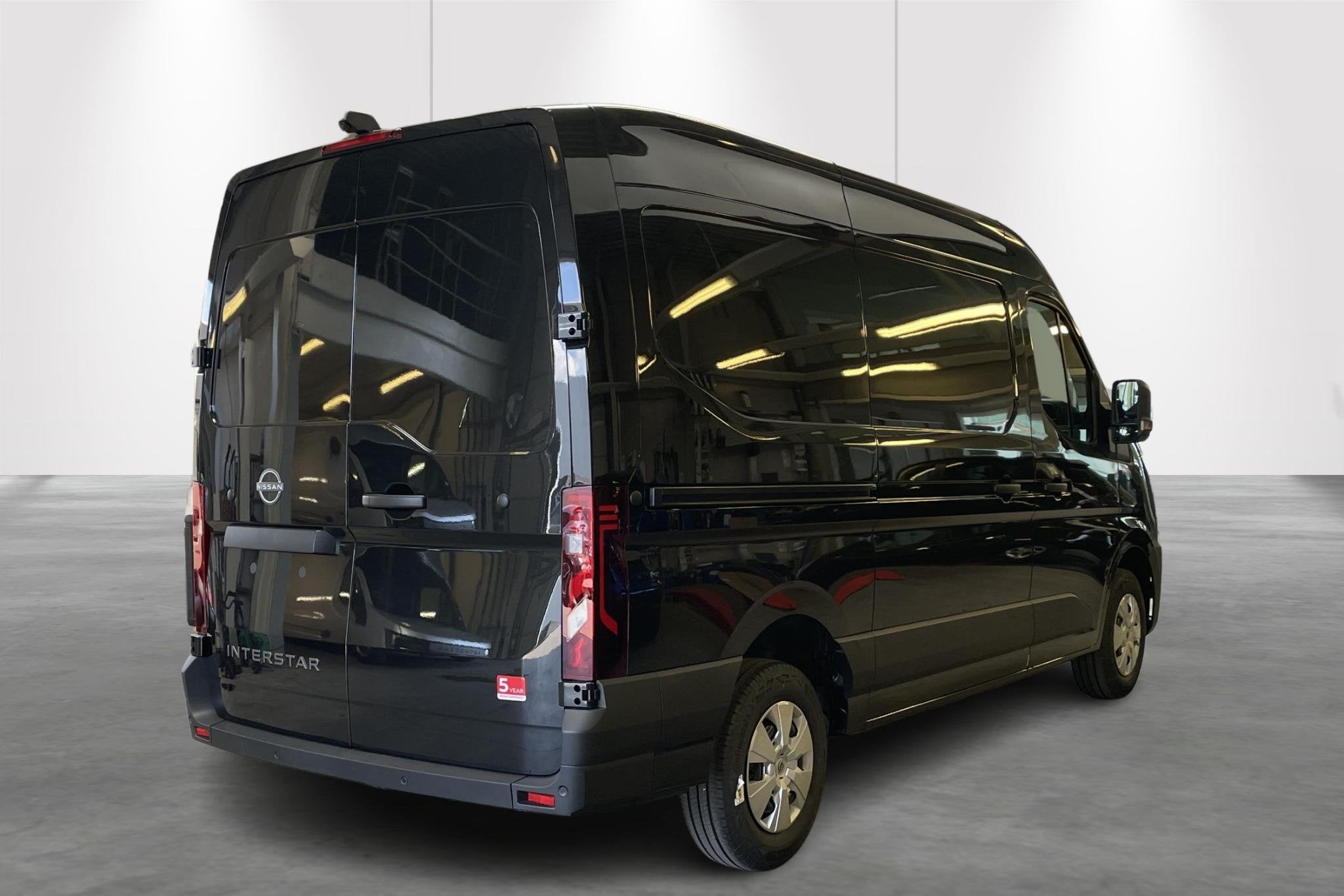Nissan Interstar L2H2 3.5T 2,0 dCi 130 N-Connecta AM2026 ave, Autos, Camionnettes & Utilitaires, Neuf, 4 portes, Entreprise, 3 places