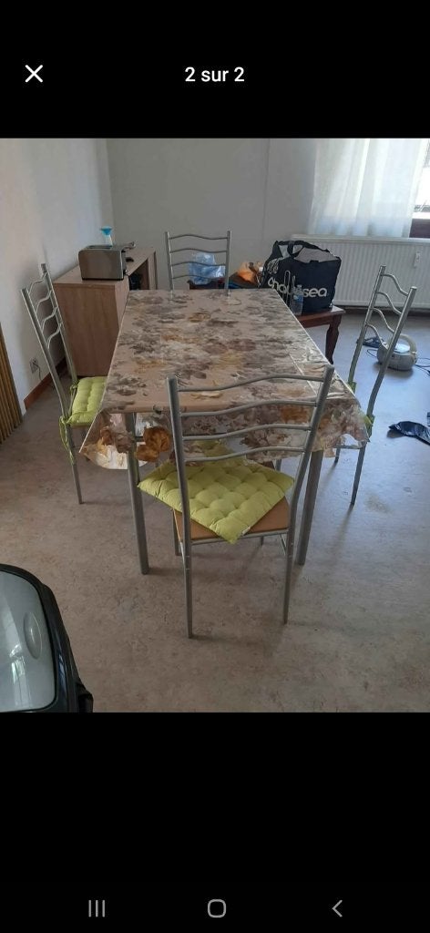 Table à manger et chaises, Maison & Meubles, 100 à 150 cm, Quatre personnes, Comme neuf, Enlèvement