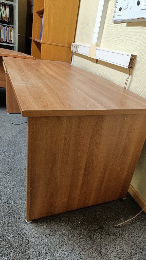 houten bureau GRATIS, Ophalen, Gebruikt