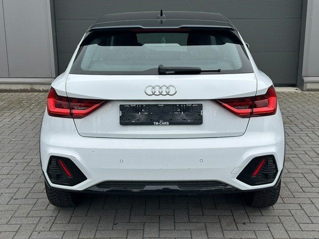 Audi A1 benzine automaat sportpakket 14.000km ALLSTREET, Auto's, Stof, A1, https://public.car-pass.be/vhr/54a06393-9de6-47c4-aaa6-3c0f03bd45d9