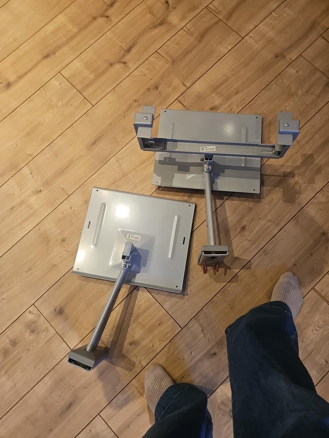 set observator IKEA TV- monitorwandbeugel, Huis en Inrichting, Ophalen, Zo goed als nieuw, IKEA