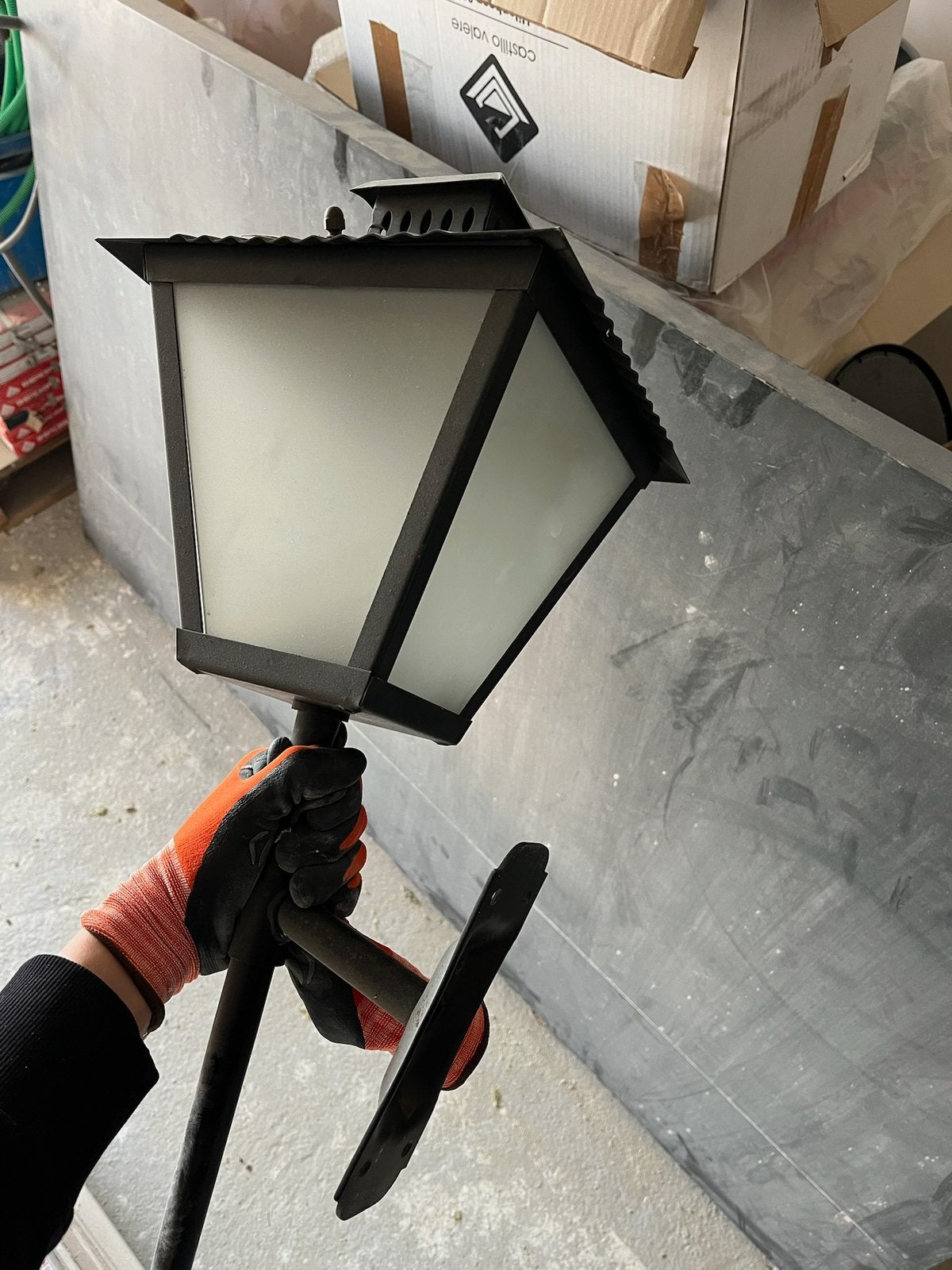 1 GESMEDE WANDLAMP, Ophalen, Nieuw, Wandlamp, Zwart