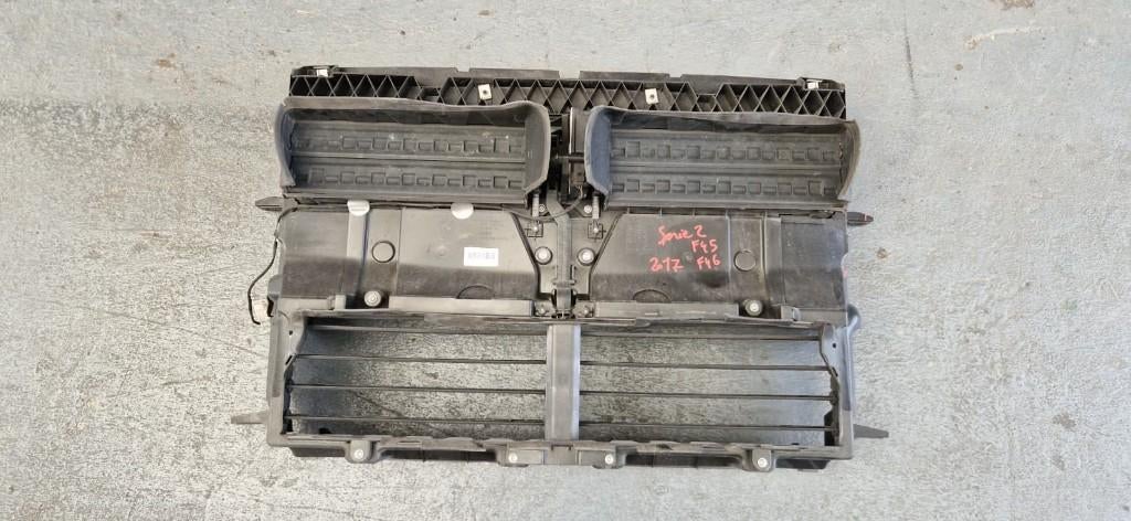 Deflecteur air radiateur BMW SERIE 2 F45 F46 2017 masque, Enlèvement, BMW