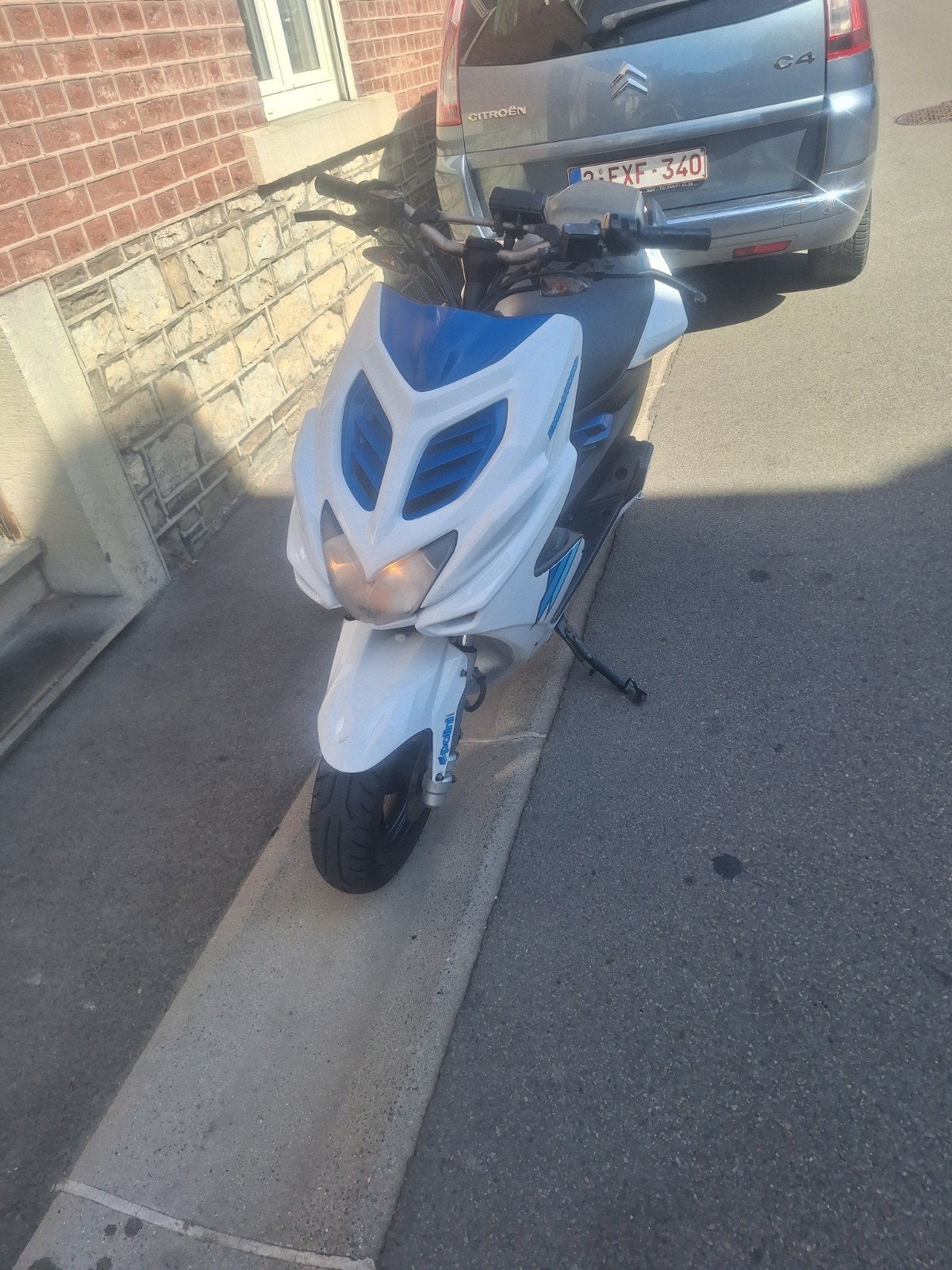 yamaha nitro, Ophalen, Tweetakt, Klasse A (25 km/u), Zo goed als nieuw