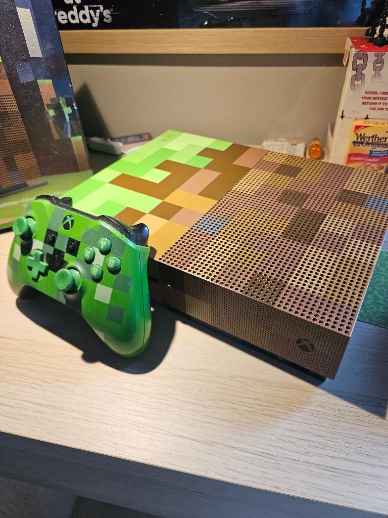 Xbox one S console (Minecraft limited edition), Consoles de jeu & Jeux vidéo, Xbox One, Utilisé, 1 TB, Sans contrôleur