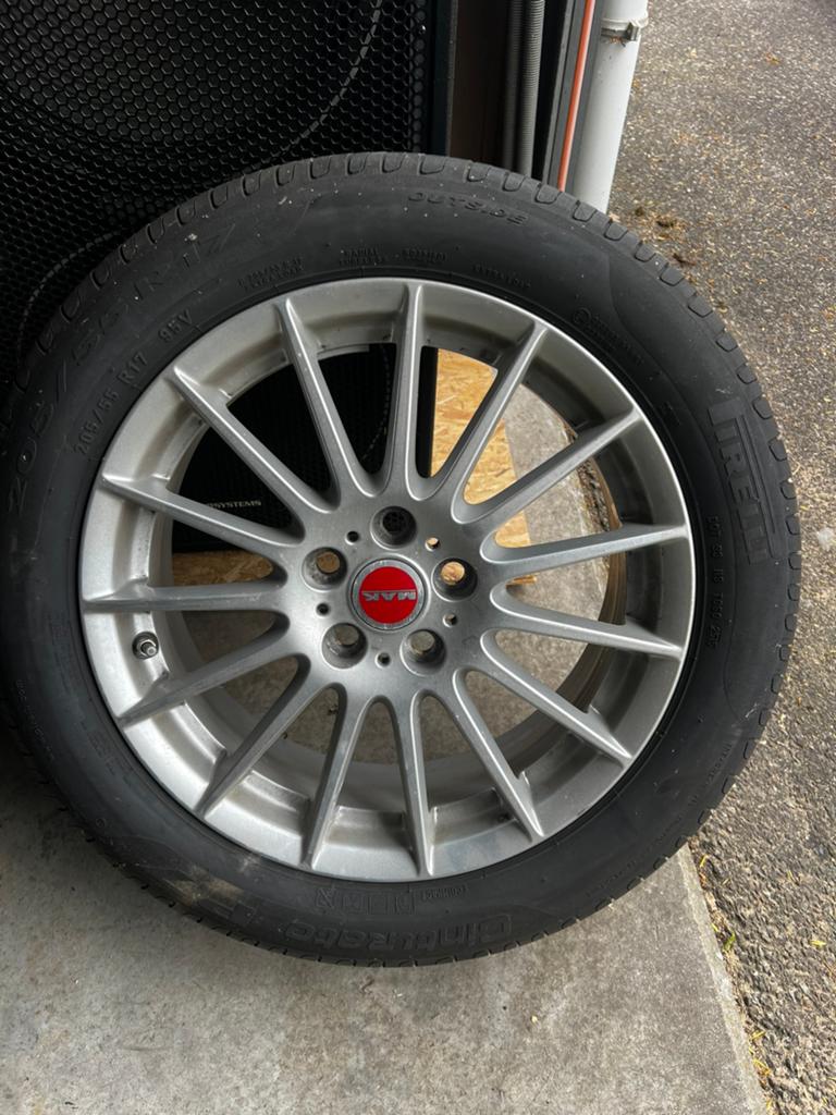 Alu velgen jaguar xe, Auto-onderdelen, Banden en Velgen, Ophalen, Gebruikt, Banden en Velgen, 17 inch