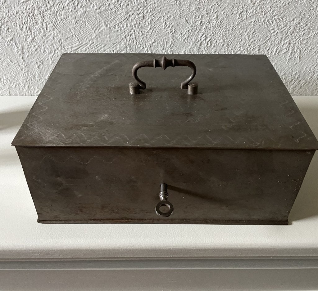 Vintage geldkoffer in metaal, Enlèvement