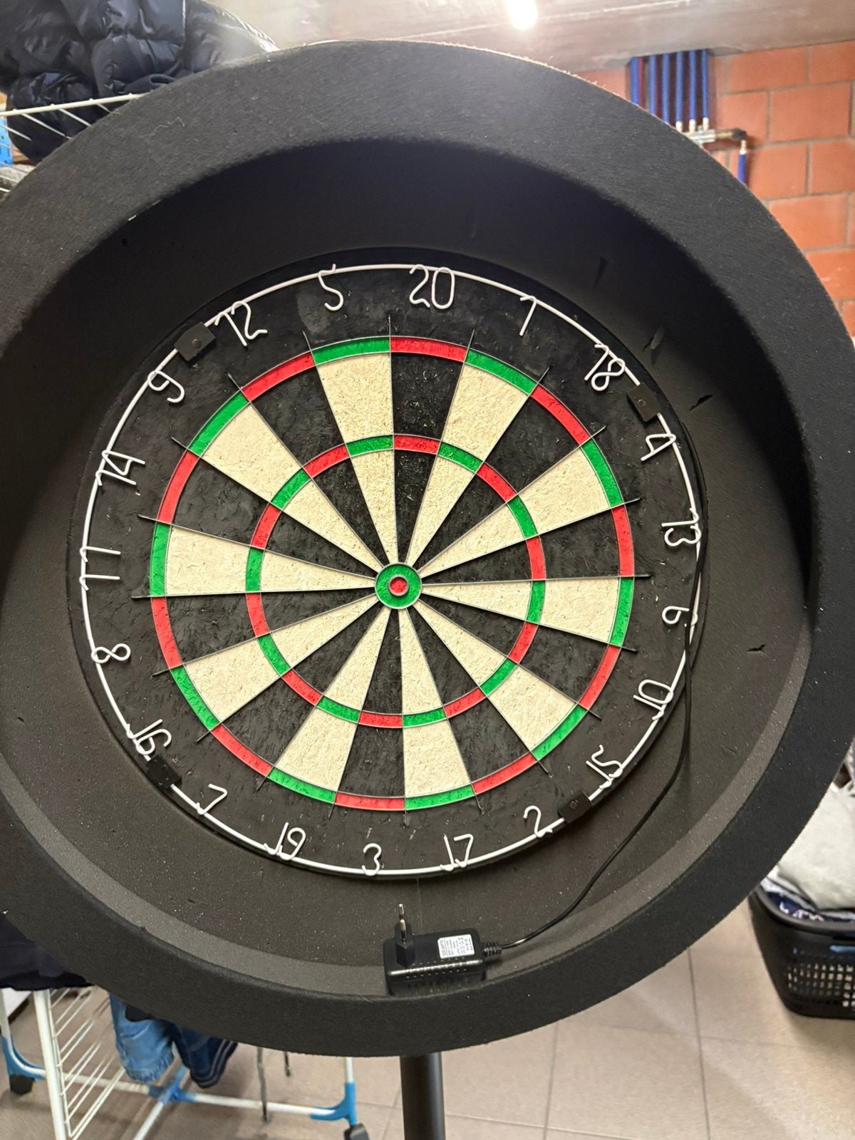 Dartsblok op staander, Enlèvement, Comme neuf