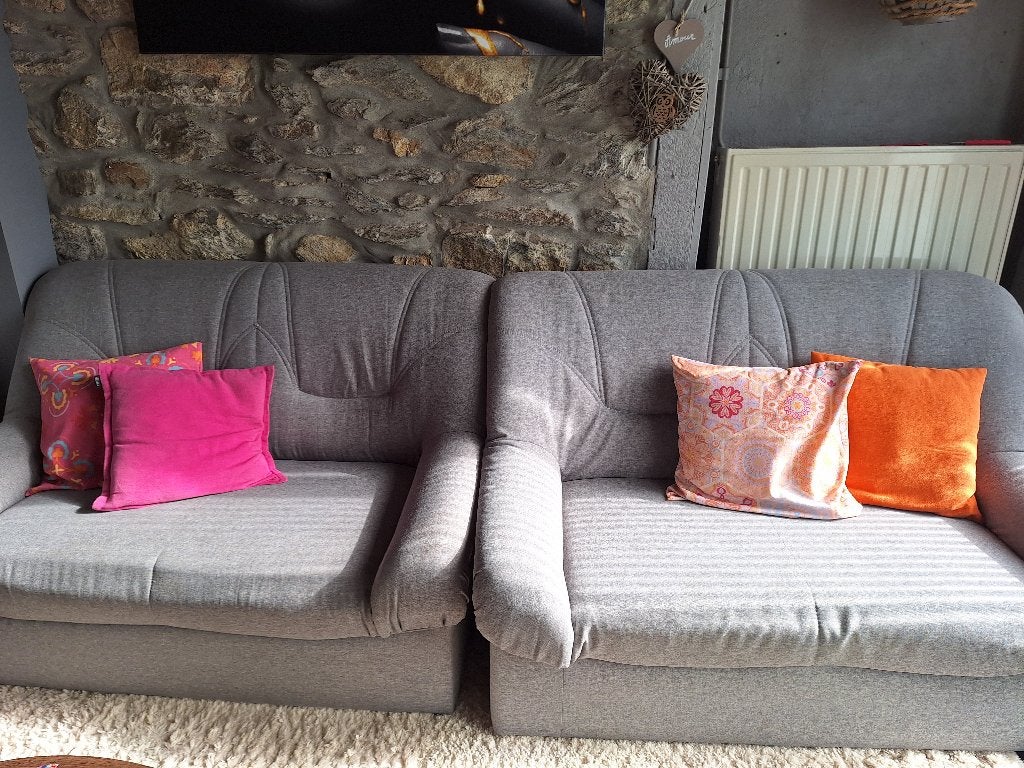Le lot de 2 canapés gris 117 cm longueur et 80 cm largeur, Maison & Meubles, 200 à 250 cm, Banc droit, Comme neuf, Enlèvement
