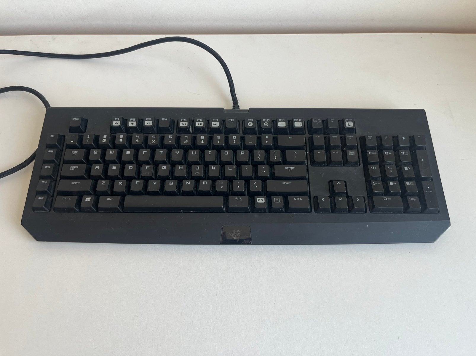 Razer Blackwidow Ultimate, Enlèvement, Utilisé, Qwerty, Touches multimédia