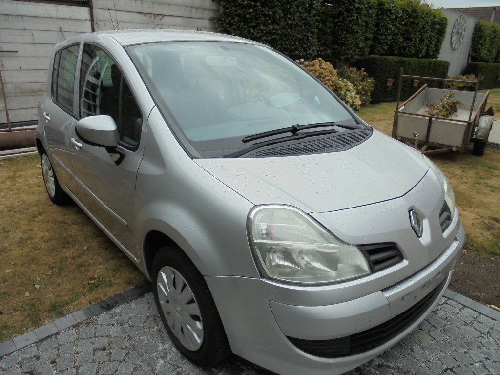 RENAULT MODUS 1.5 diesel mag LEZ ANTWERPEN en GENT binnen, Autos, Achat, 107 g/km, 5 portes, Particulier